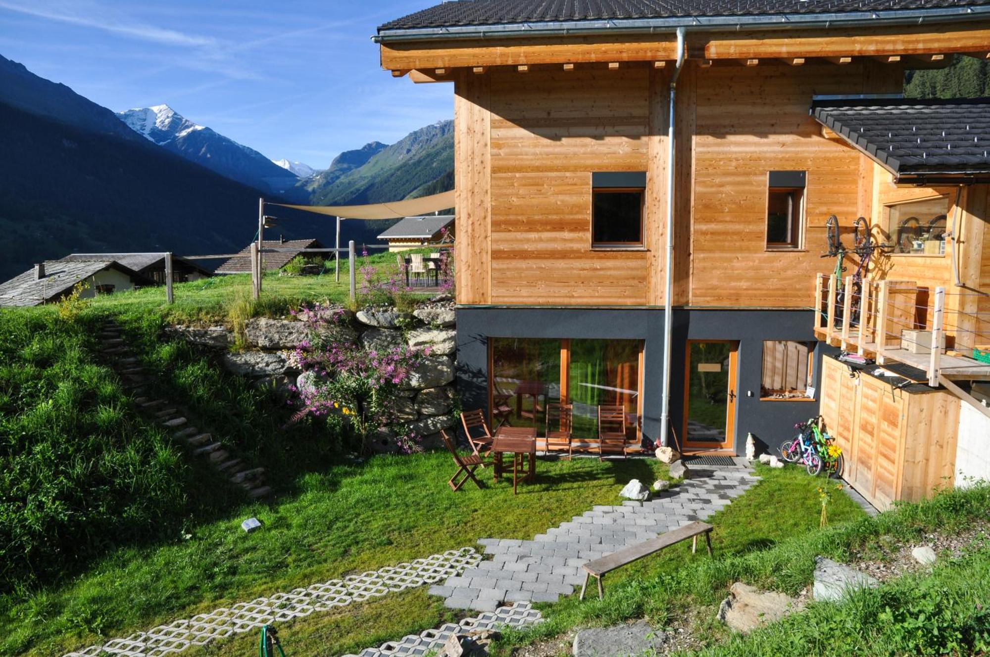 La Cle Des Champs Bed & Breakfast Heremence ภายนอก รูปภาพ
