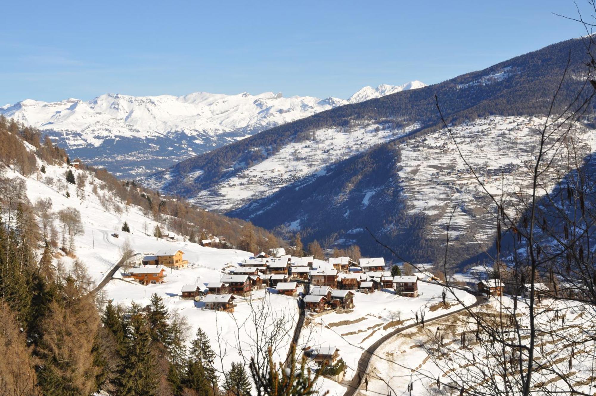 La Cle Des Champs Bed & Breakfast Heremence ภายนอก รูปภาพ