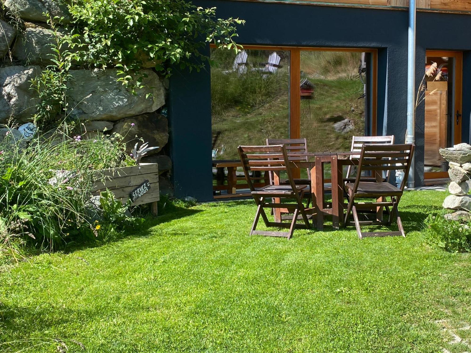 La Cle Des Champs Bed & Breakfast Heremence ภายนอก รูปภาพ